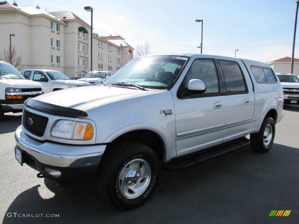 2003 F150 XLT SuperCrew 4x4 - Silver Metallic / Medium Graphite Grey photo #3