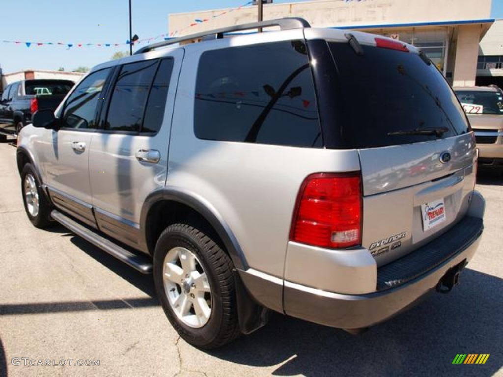 2004 Explorer XLT - Silver Birch Metallic / Graphite photo #2