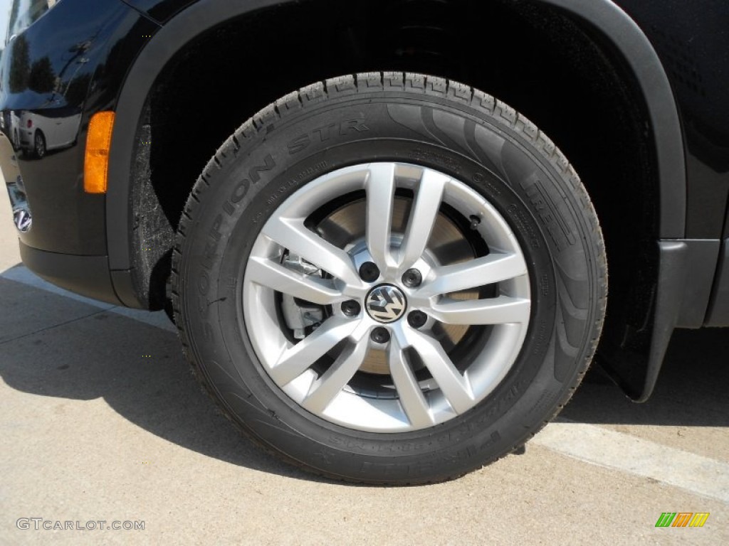 2012 Tiguan S - Deep Black Metallic / Black photo #9