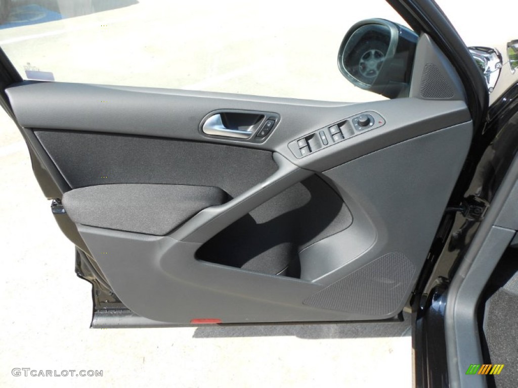 2012 Tiguan S - Deep Black Metallic / Black photo #10