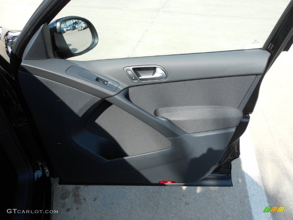 2012 Tiguan S - Deep Black Metallic / Black photo #12