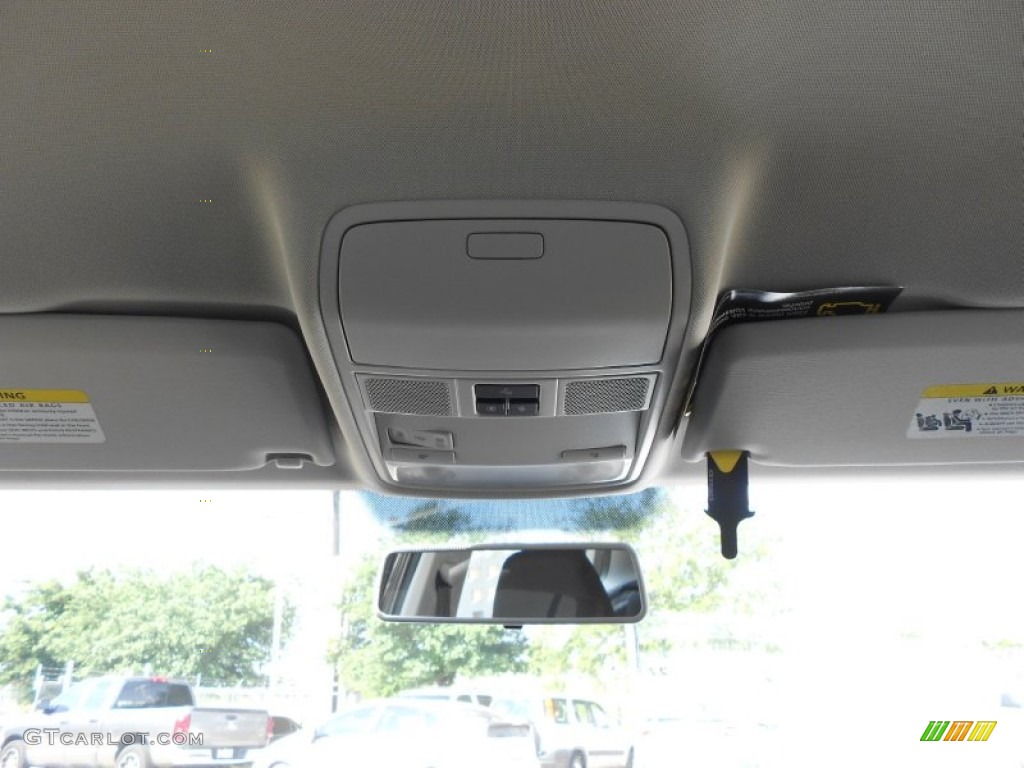 2012 Tiguan S - Deep Black Metallic / Black photo #19