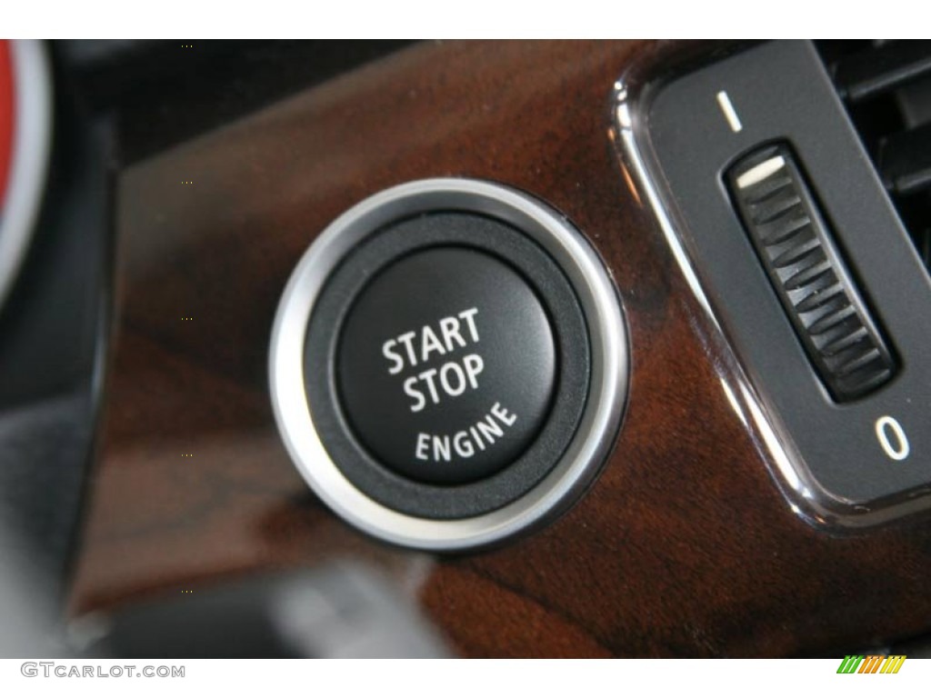 2011 3 Series 335i Sedan - Titanium Silver Metallic / Black photo #22