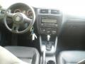 Candy White - Jetta SE Sedan Photo No. 3
