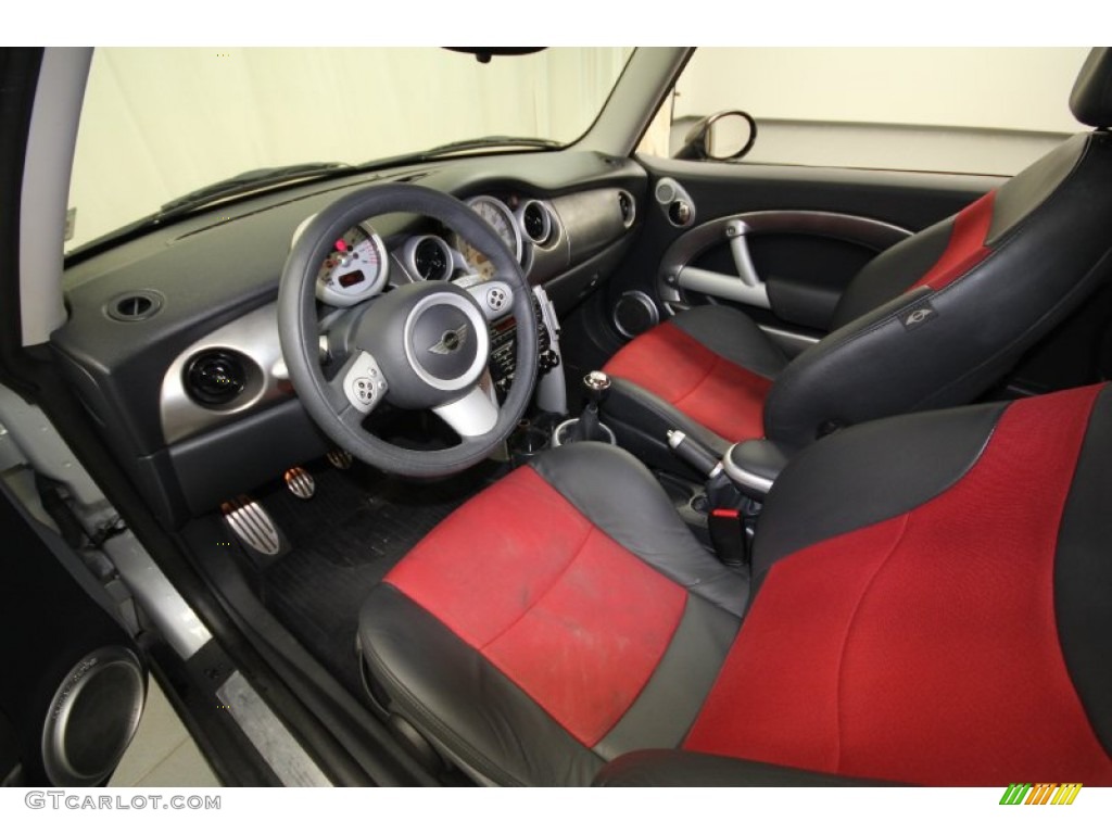 Octagon Tartan Red/Panther Black Interior 2006 Mini Cooper S Hardtop Photo #63698643