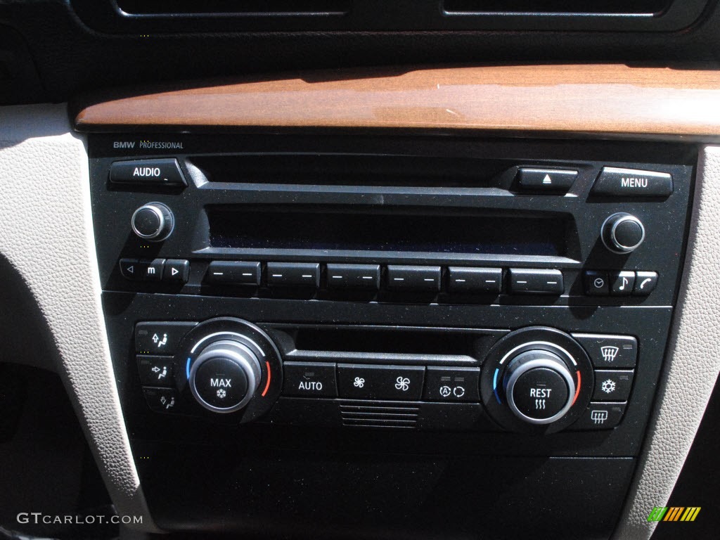 2009 1 Series 128i Coupe - Crimson Red / Taupe photo #21