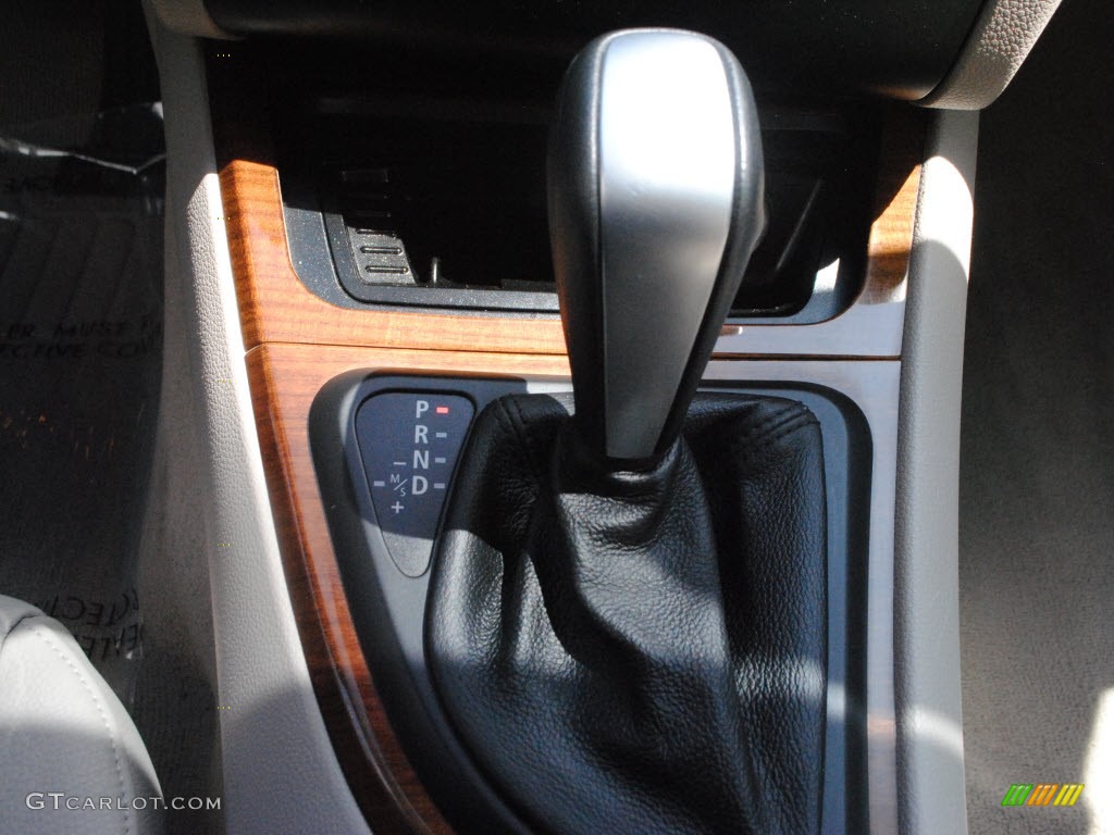 2009 1 Series 128i Coupe - Crimson Red / Taupe photo #22