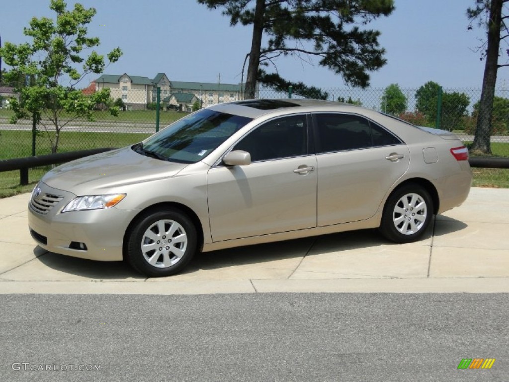 2008 Camry XLE V6 - Desert Sand Mica / Bisque photo #9