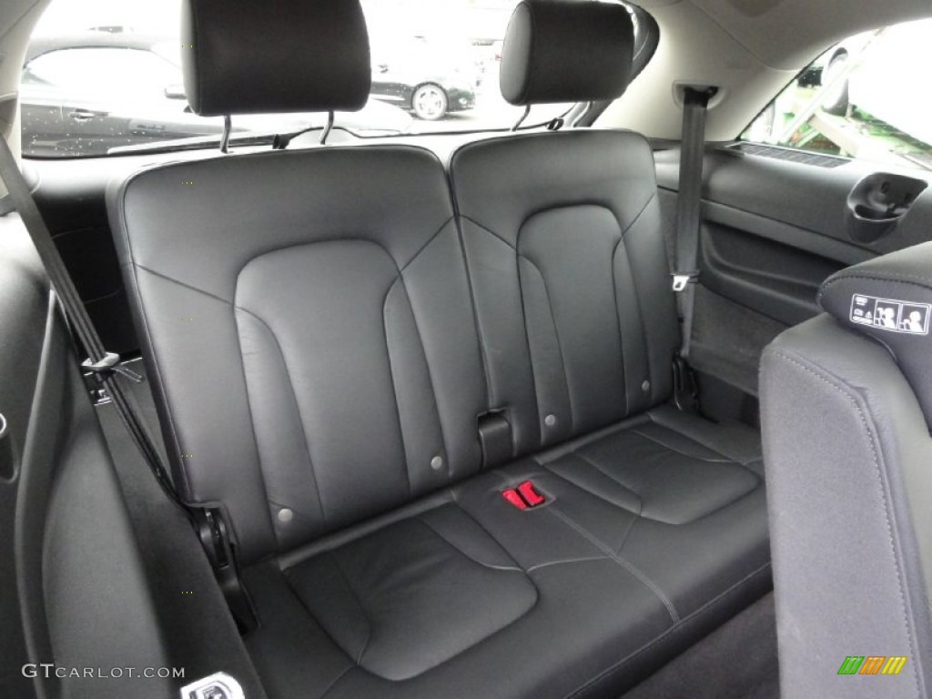 2011 Audi Q7 3.0 TFSI quattro Rear Seat Photo #63716569