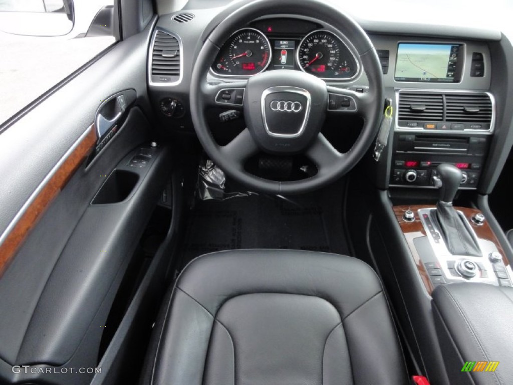 2011 Audi Q7 3.0 TFSI quattro Black Dashboard Photo #63716590