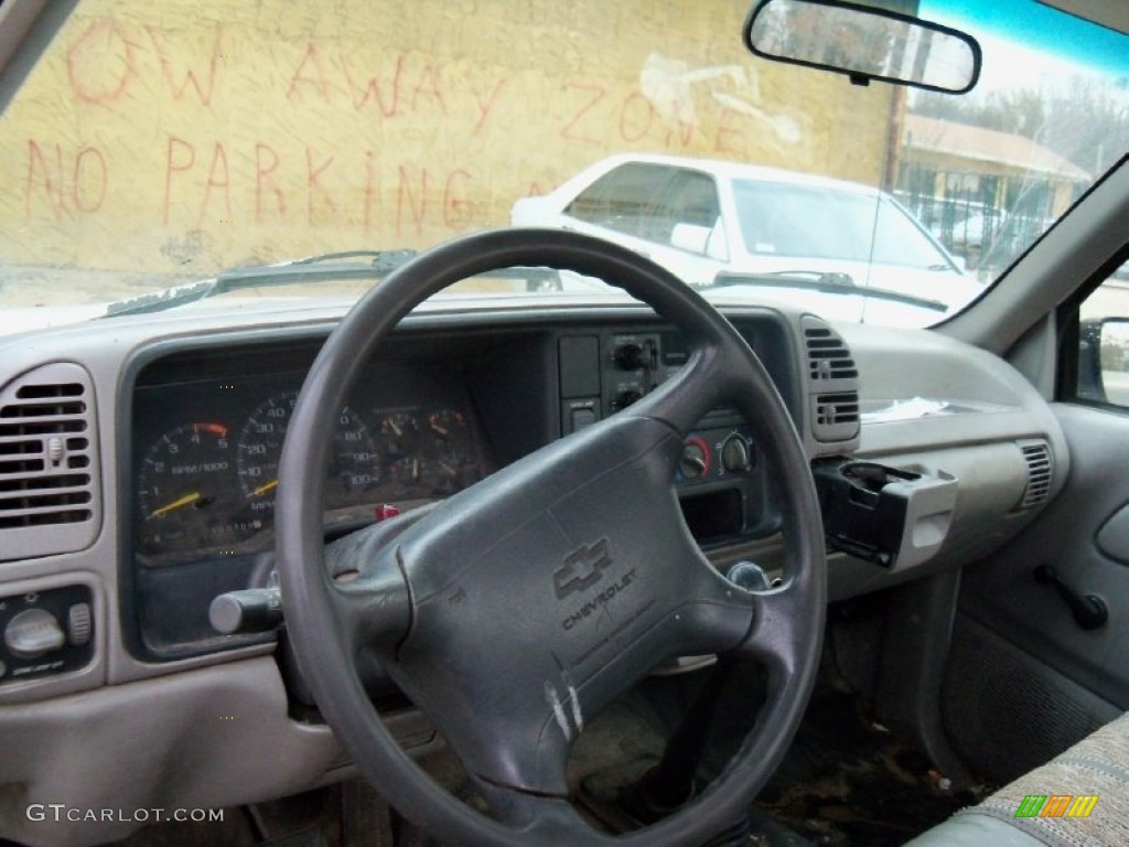 1995 C/K C1500 Regular Cab - White / Gray photo #6