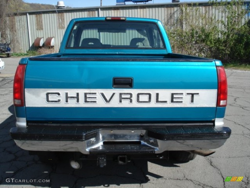 1994 C/K K1500 Extended Cab 4x4 - Bright Teal Metallic / Gray photo #7