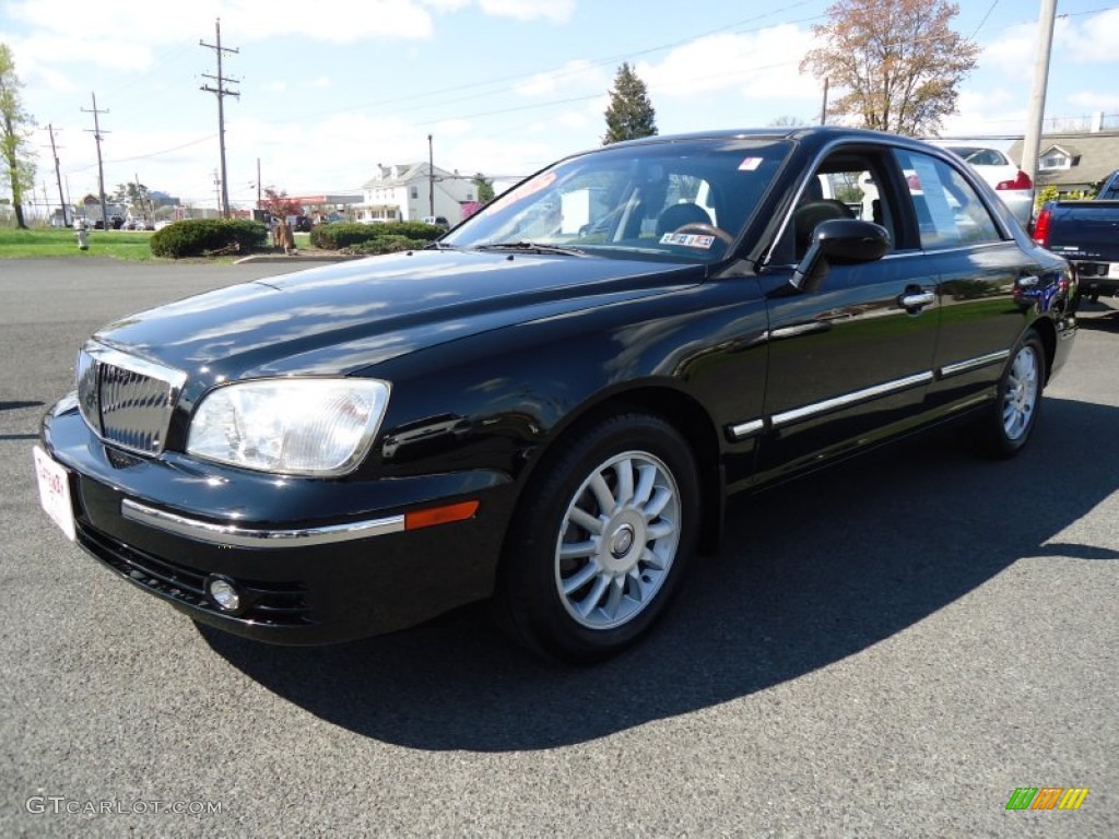 2004 XG350 L Sedan - Black Obsidian / Black photo #2