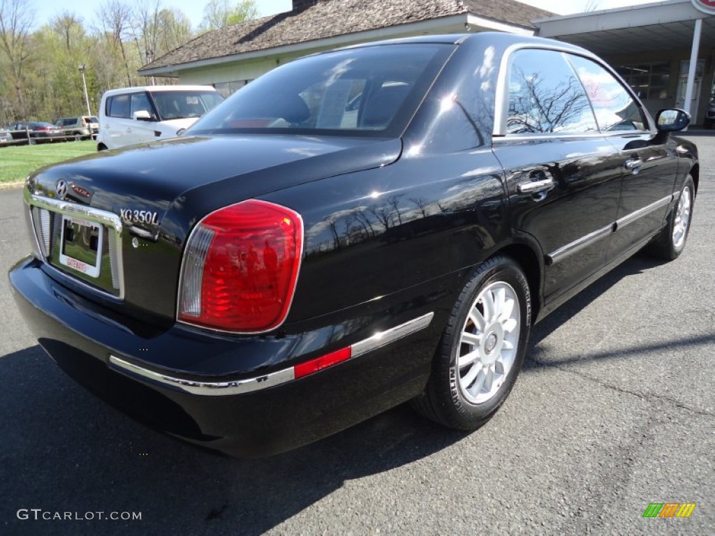 2004 XG350 L Sedan - Black Obsidian / Black photo #5