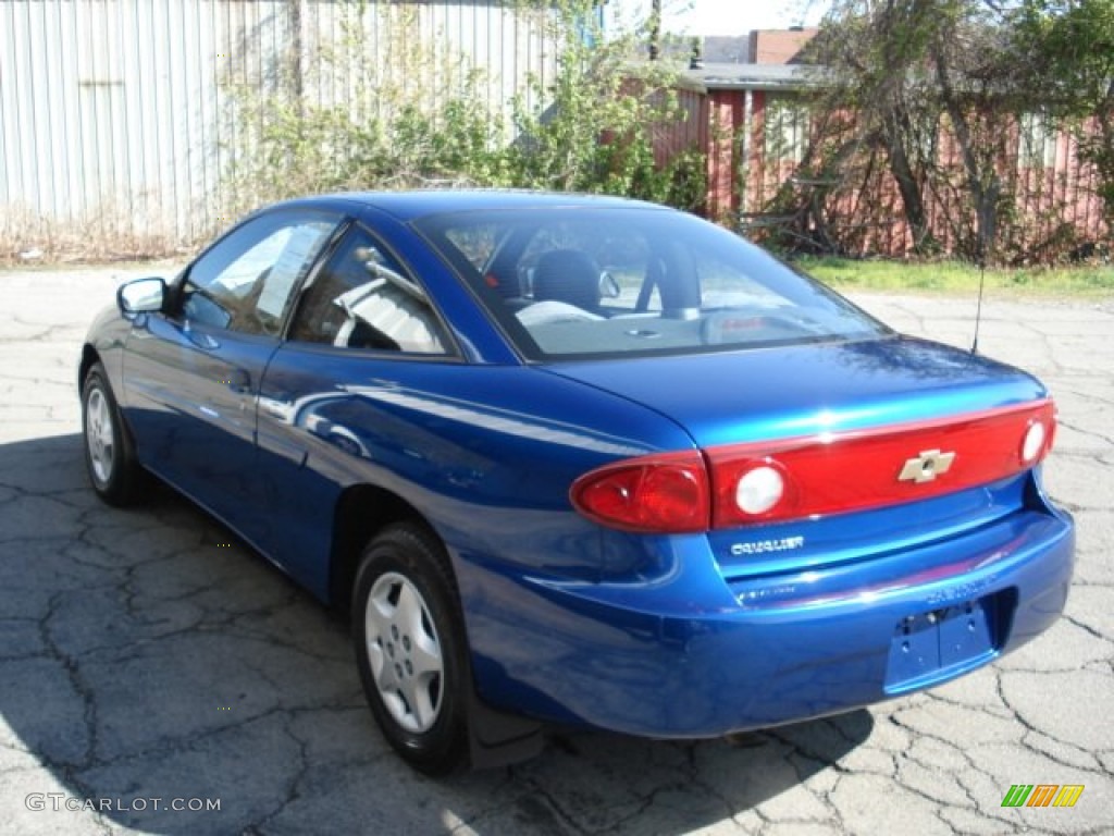 2005 Cavalier Coupe - Arrival Blue Metallic / Graphite Gray photo #6