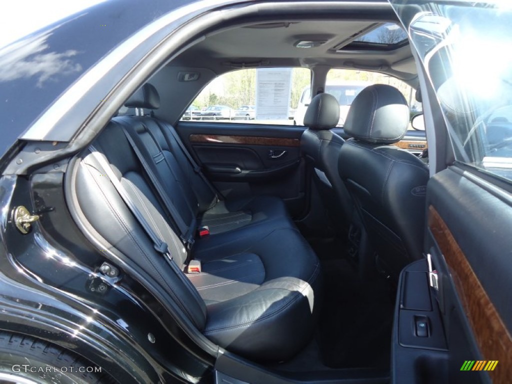 2004 XG350 L Sedan - Black Obsidian / Black photo #13
