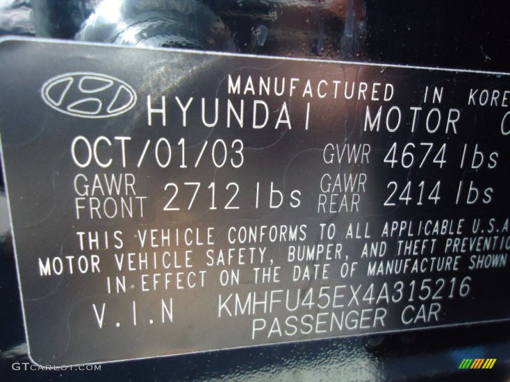 2004 XG350 L Sedan - Black Obsidian / Black photo #21