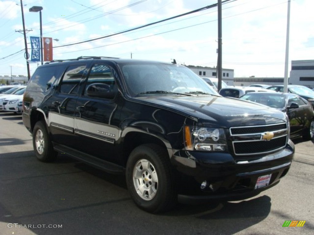 2012 Suburban LT 4x4 - Black / Ebony photo #3