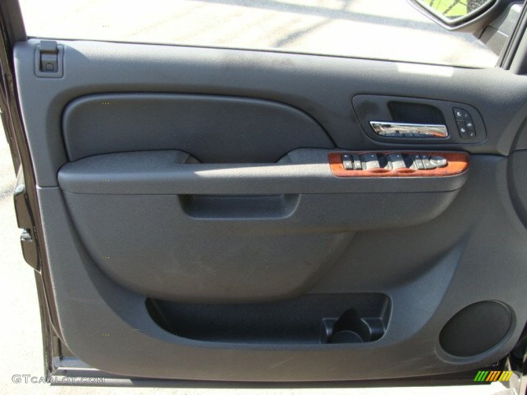 2012 Suburban LT 4x4 - Black / Ebony photo #6