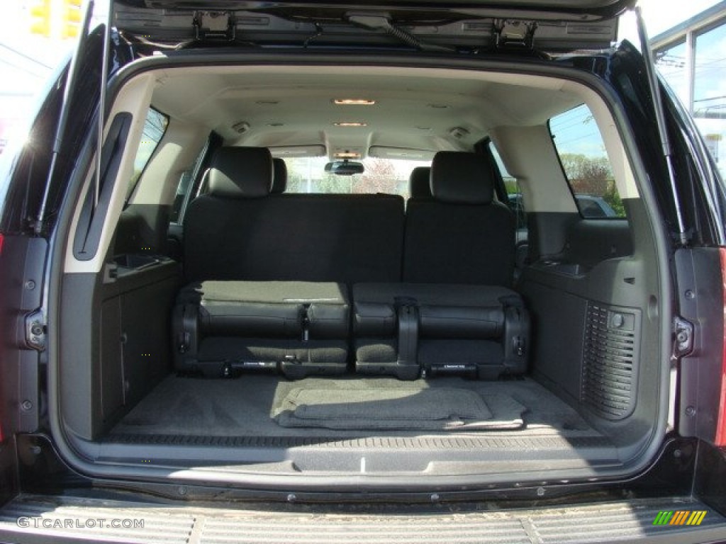 2012 Suburban LT 4x4 - Black / Ebony photo #13