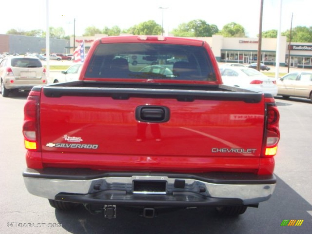 2005 Silverado 1500 LS Crew Cab - Victory Red / Dark Charcoal photo #4