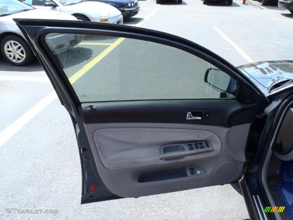 2003 Passat GLS Sedan - Blue Anthracite Pearl / Black photo #9