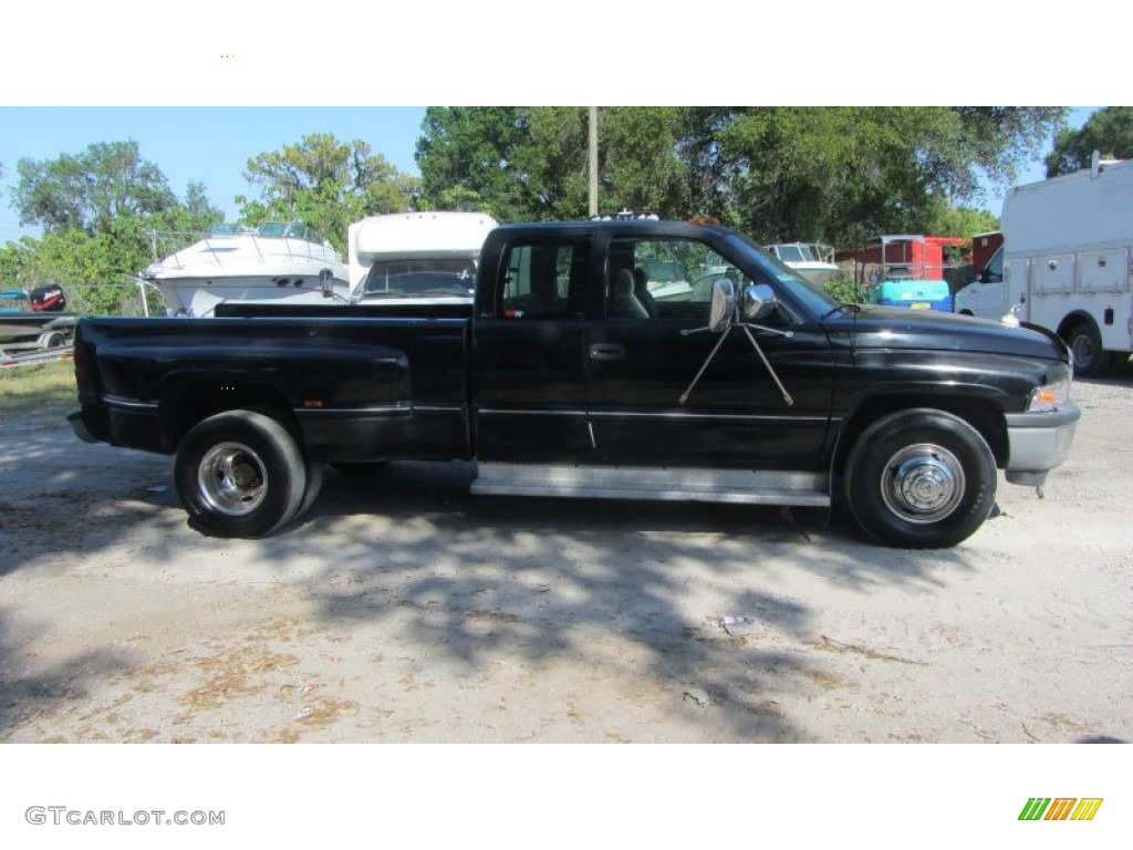 1996 Ram 3500 ST Extended Cab Dually - Black / Gray photo #8