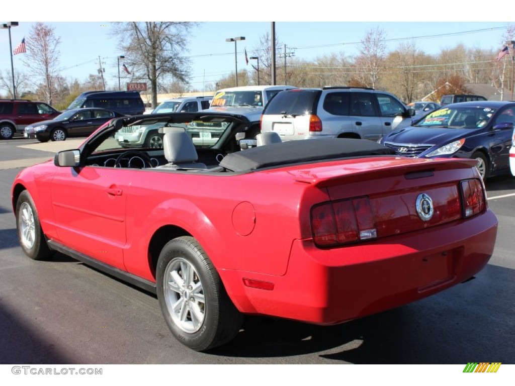 2007 Mustang V6 Premium Convertible - Torch Red / Light Graphite photo #2