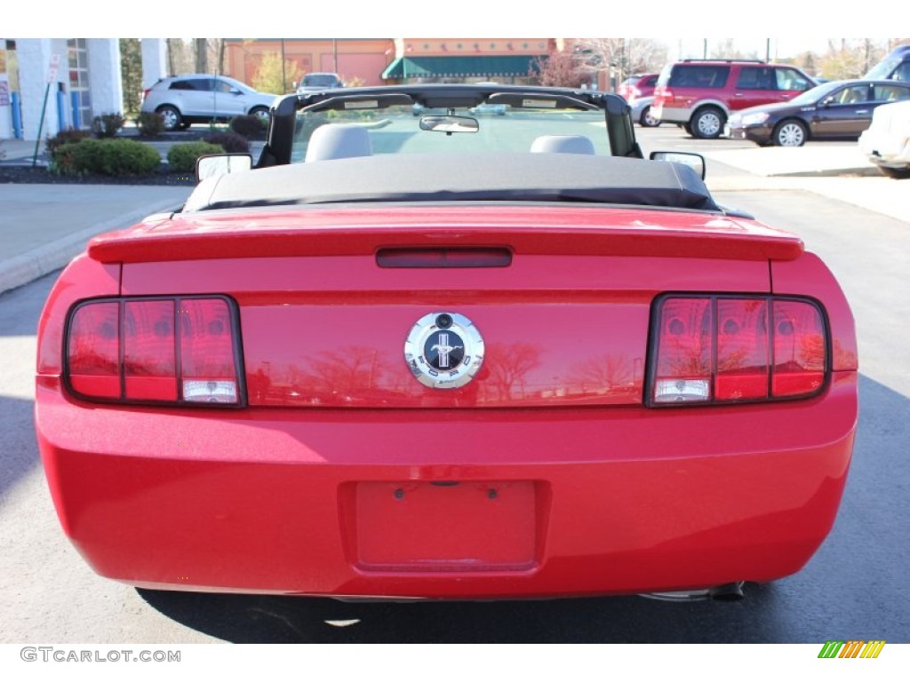 2007 Mustang V6 Premium Convertible - Torch Red / Light Graphite photo #12