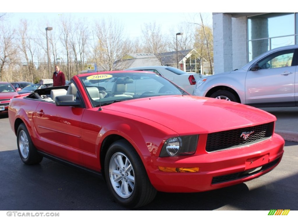 2007 Mustang V6 Premium Convertible - Torch Red / Light Graphite photo #17