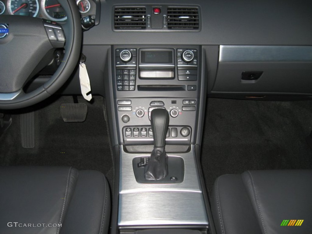 2013 Volvo XC90 3.2 Controls Photo #63738315