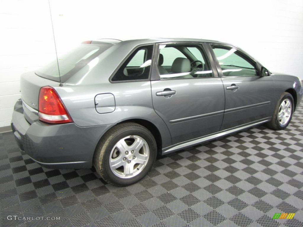 2004 Malibu Maxx LT Wagon - Medium Gray Metallic / Gray photo #4