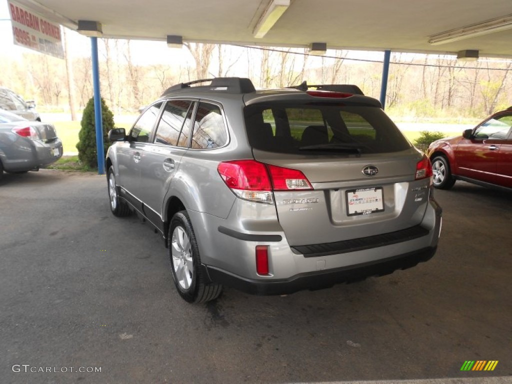 2011 Outback 2.5i Limited Wagon - Graphite Gray Metallic / Off Black photo #2