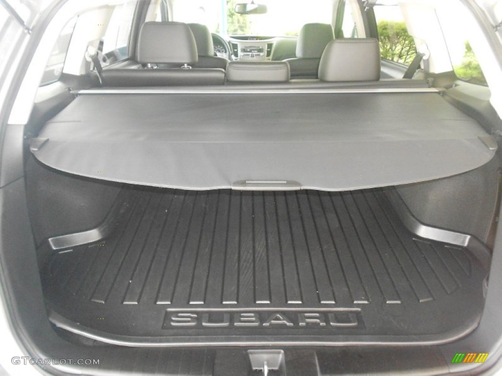2011 Outback 2.5i Limited Wagon - Graphite Gray Metallic / Off Black photo #11