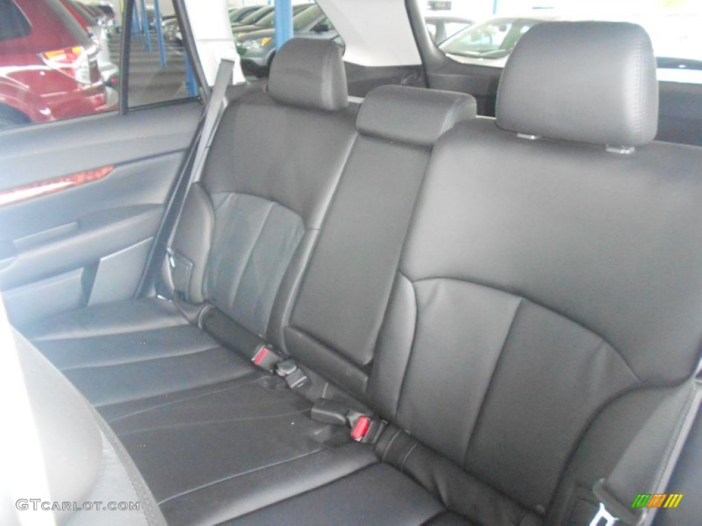 2011 Outback 2.5i Limited Wagon - Graphite Gray Metallic / Off Black photo #18