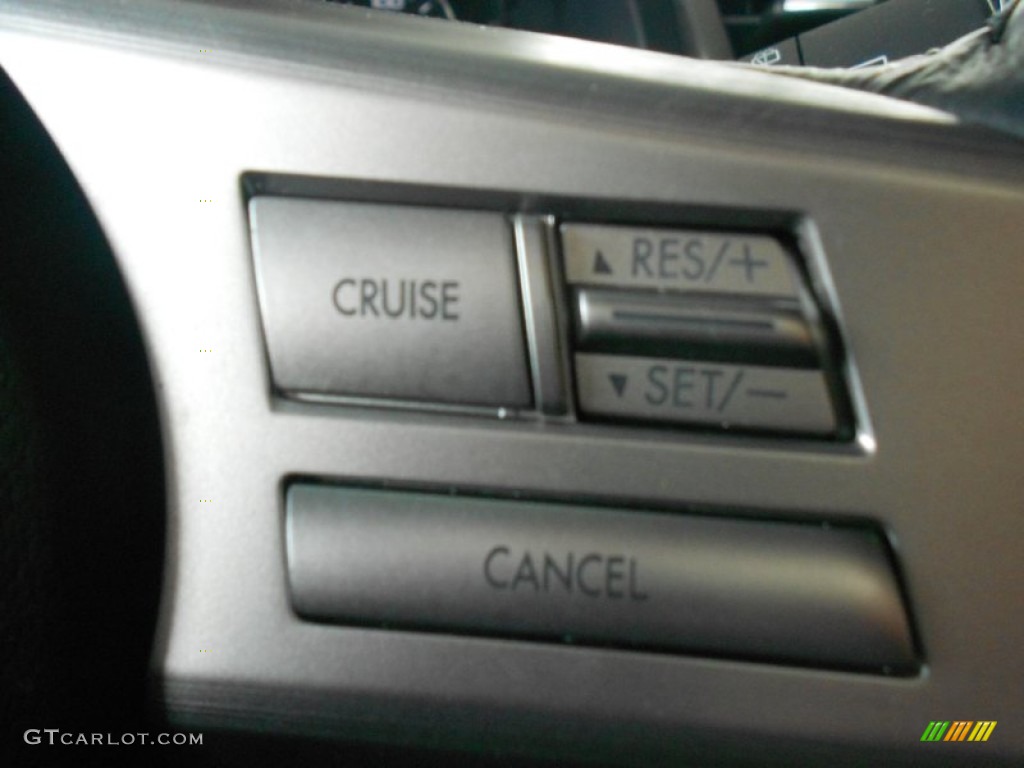2011 Outback 2.5i Limited Wagon - Graphite Gray Metallic / Off Black photo #21