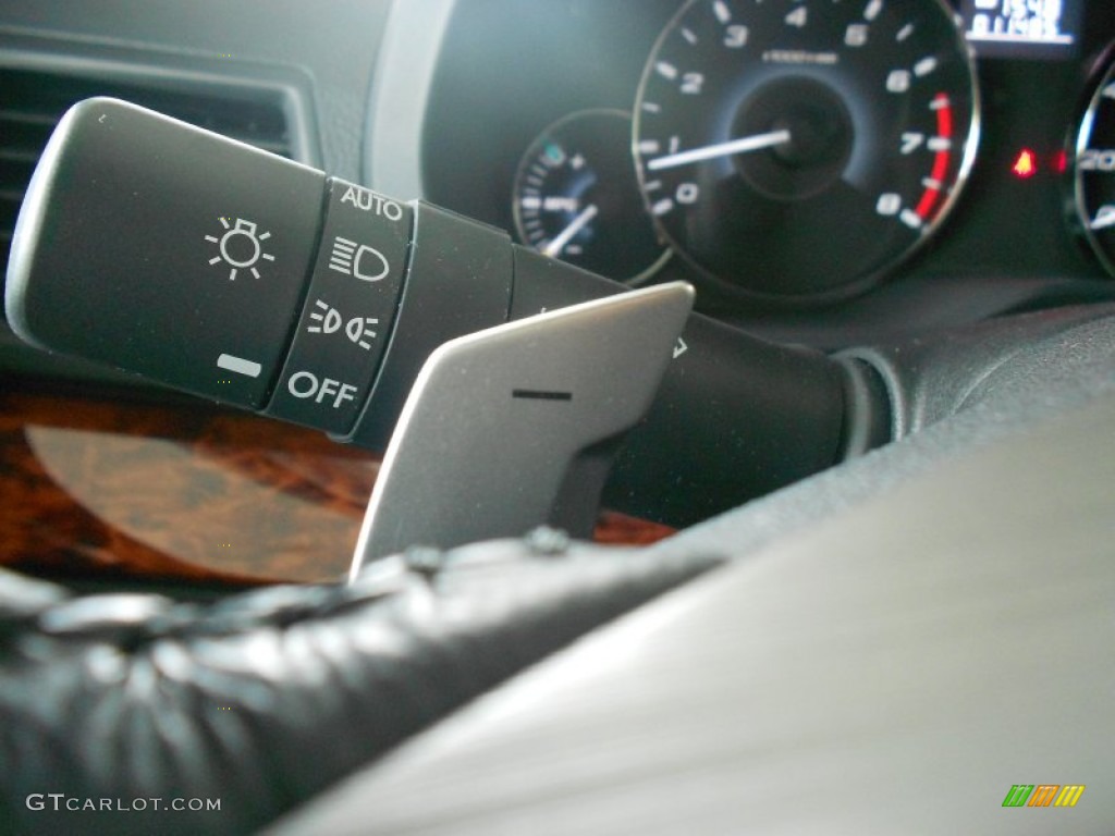 2011 Outback 2.5i Limited Wagon - Graphite Gray Metallic / Off Black photo #24
