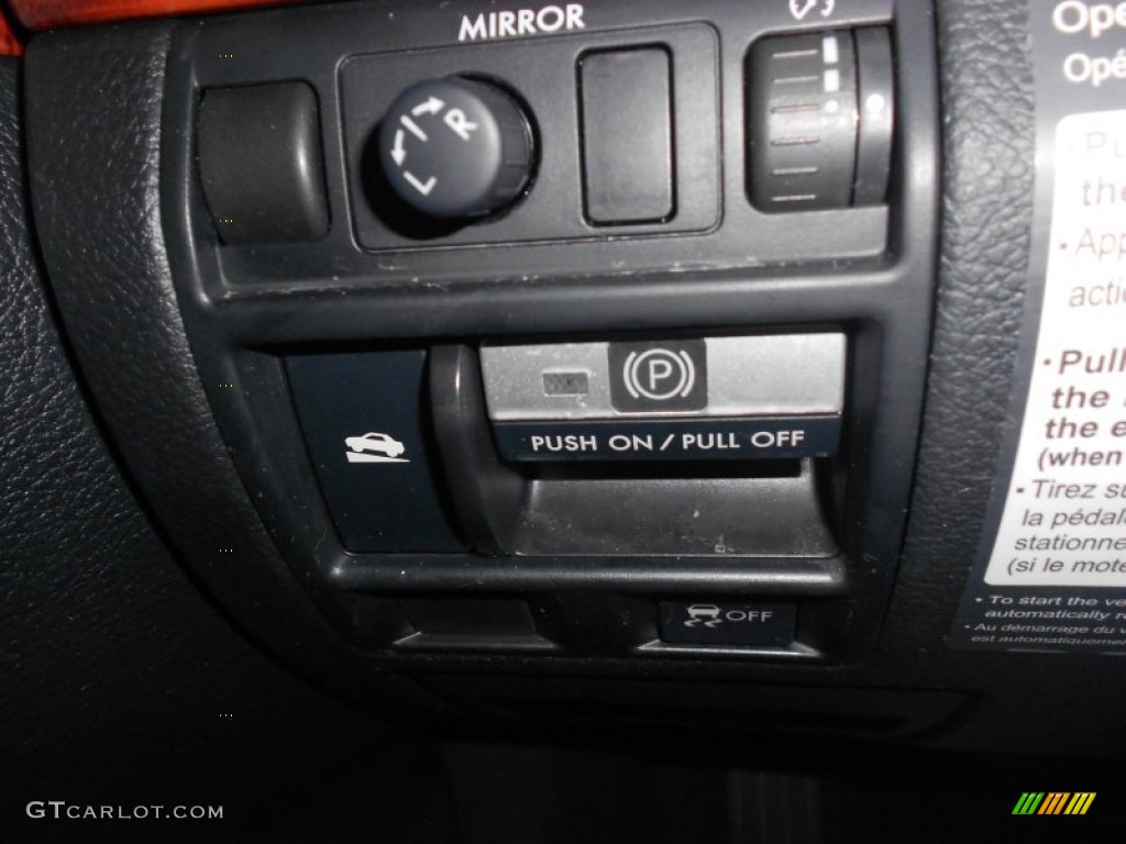 2011 Outback 2.5i Limited Wagon - Graphite Gray Metallic / Off Black photo #25