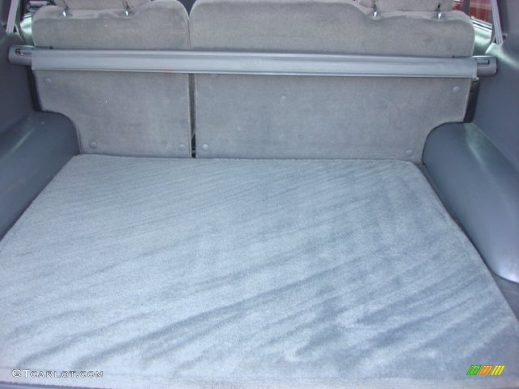 2000 Mercury Mountaineer V8 Trunk Photos