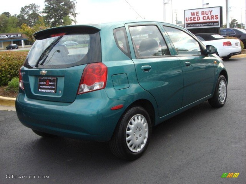2004 Aveo Hatchback - Modern Green / Gray photo #3