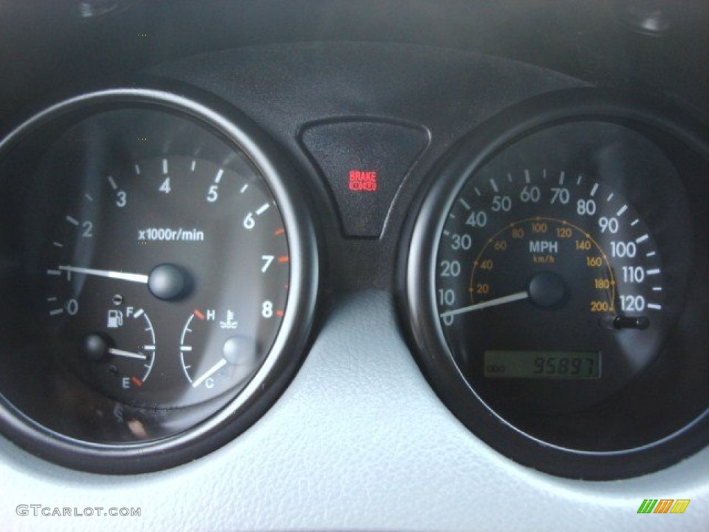 2004 Aveo Hatchback - Modern Green / Gray photo #15