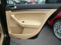 Black - Jetta SE Sedan Photo No. 19