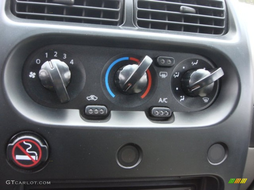 2004 Xterra SE 4x4 - Canteen Metallic Green / Gray photo #15