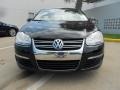 Black Uni - Jetta SE Sedan Photo No. 2