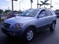 Ice Blue - Sorento EX Photo No. 5