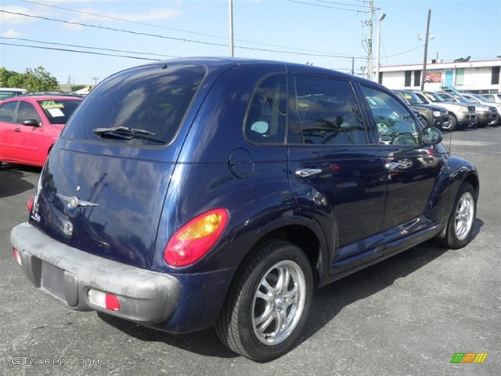 2002 PT Cruiser Limited - Patriot Blue Pearlcoat / Gray photo #11