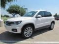 Candy White - Tiguan SE 4Motion Photo No. 1
