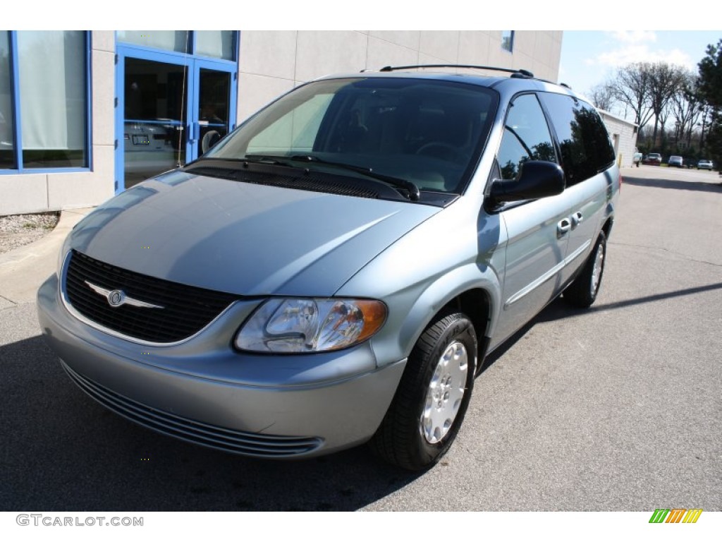 2003 Town & Country LX - Butane Blue Pearl / Gray photo #3