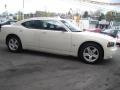 Stone White - Charger SE Photo No. 4