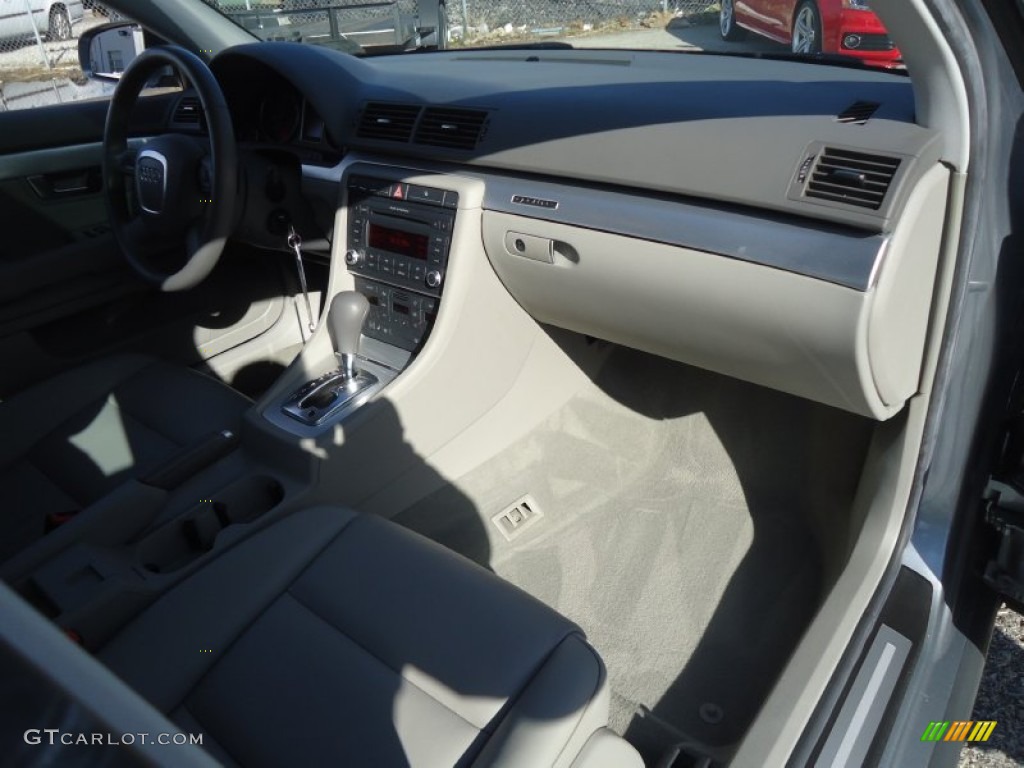 2008 A4 2.0T quattro Sedan - Quartz Grey Metallic / Light Gray photo #19